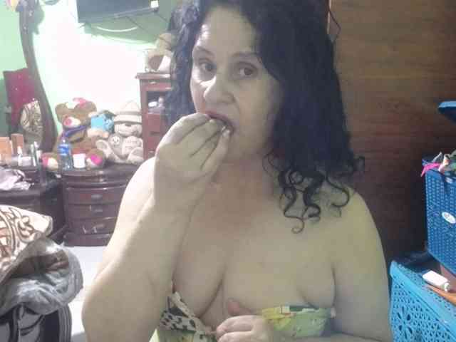 jazmin-mature webcam