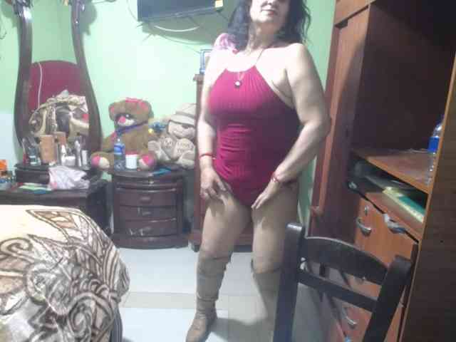 jazmin-mature webcam