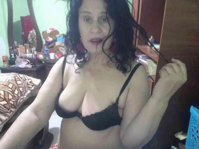 jazmin-mature webcam