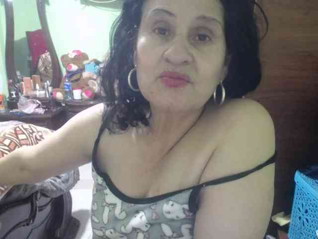 jazmin-mature webcam