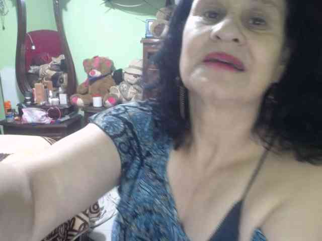 jazmin-mature webcam