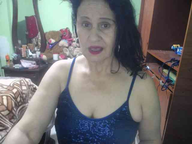 jazmin-mature webcam