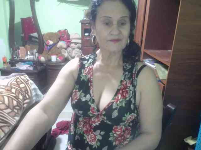 jazmin-mature webcam