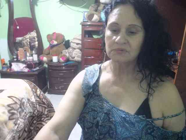 jazmin-mature webcam