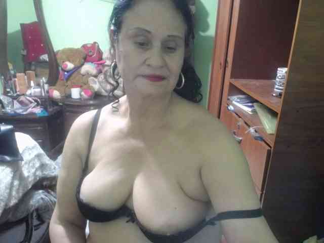 jazmin-mature webcam