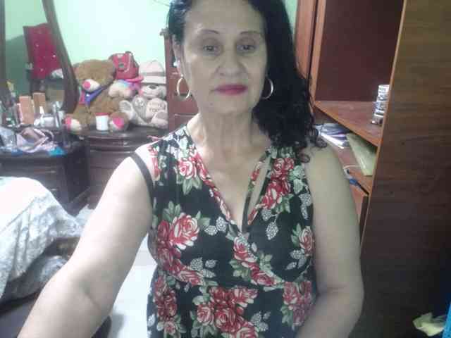 jazmin-mature webcam