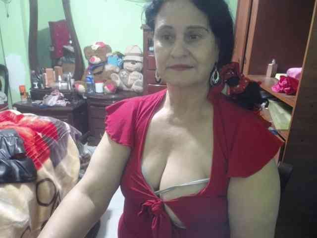 jazmin-mature webcam