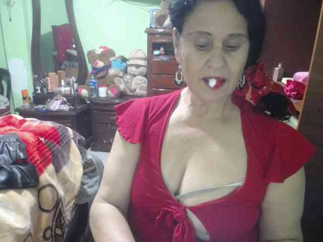 jazmin-mature webcam