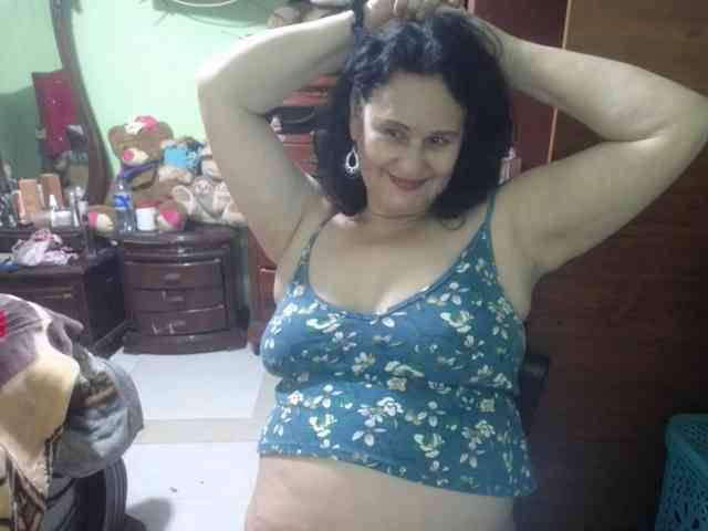 jazmin-mature webcam