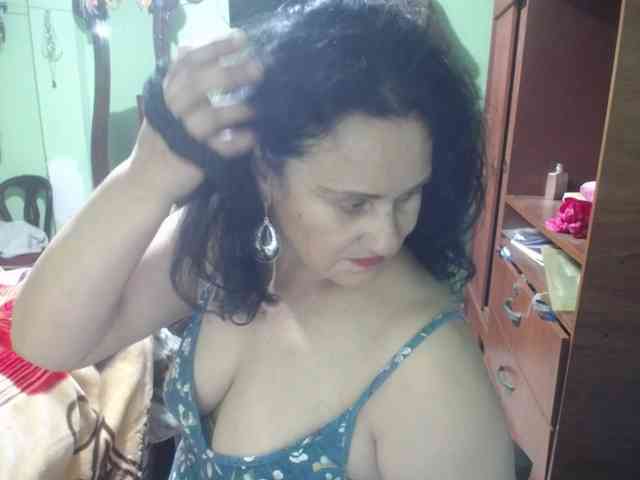 jazmin-mature webcam