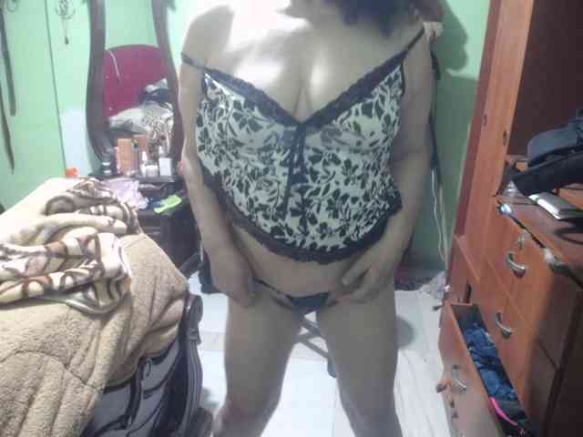 jazmin-mature webcam