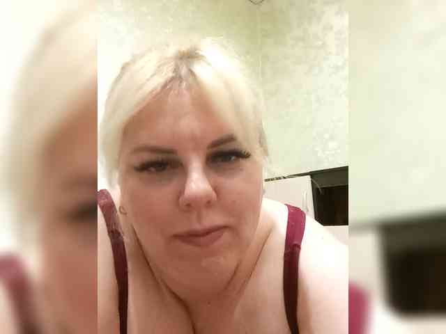 blondy_girl1499 webcam