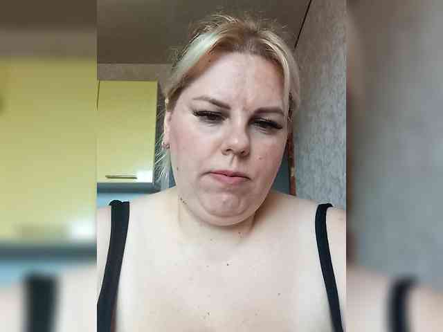 blondy_girl1499 webcam