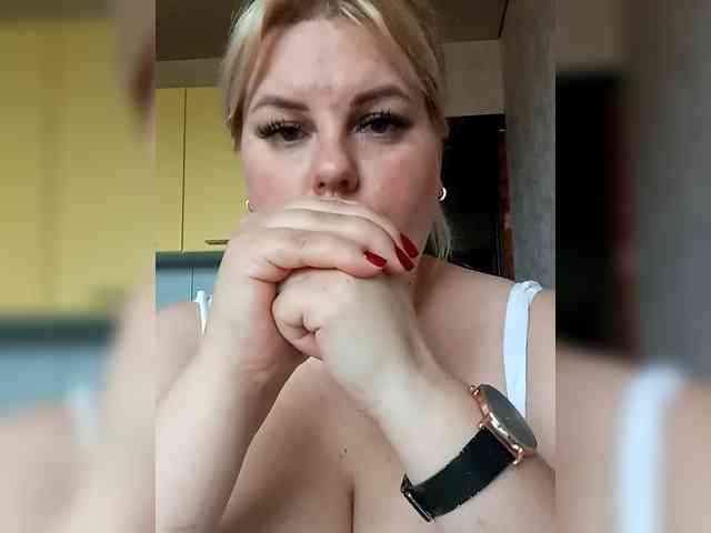 blondy_girl1499 webcam