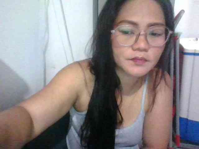 LUCKYME22 webcam