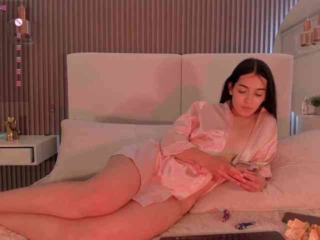 zoewhitte webcam