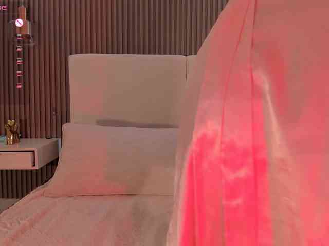 zoewhitte webcam