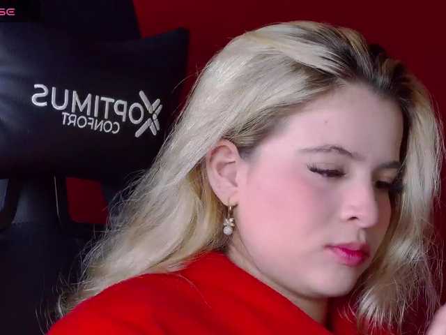 channel-white webcam