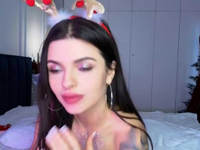 Entra en el chat con el modelo Amyleeplayss Amyleeplayss