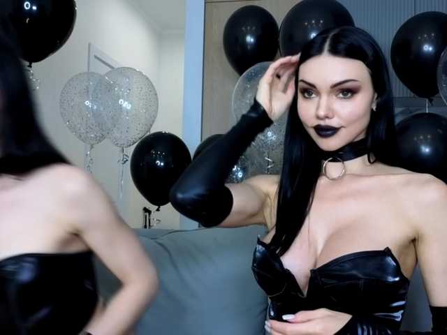 Entra en el chat con el modelo Amyleeplayss Amyleeplayss