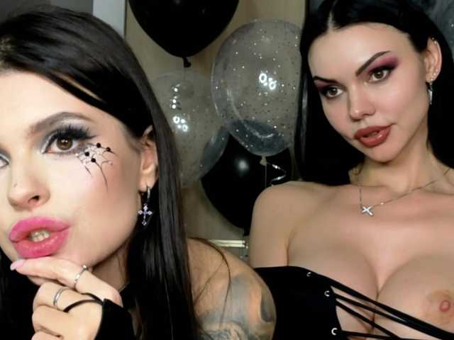 Accedi alla chat con il nickname Amyleeplayss Amyleeplayss