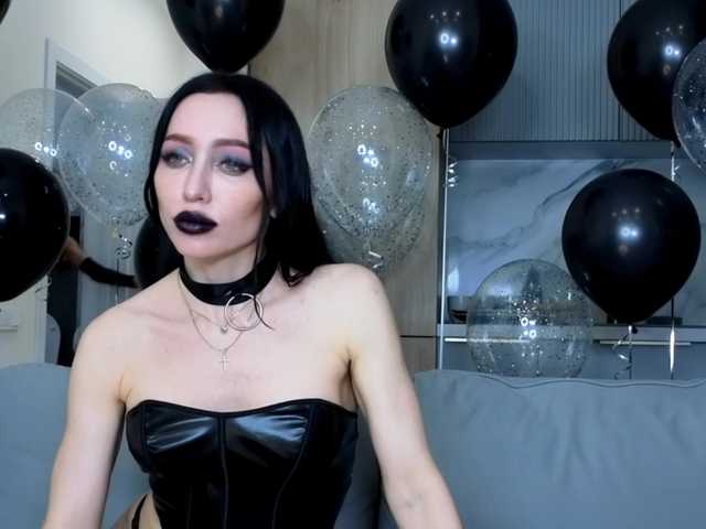 Accedi alla chat con il nickname Amyleeplayss Amyleeplayss