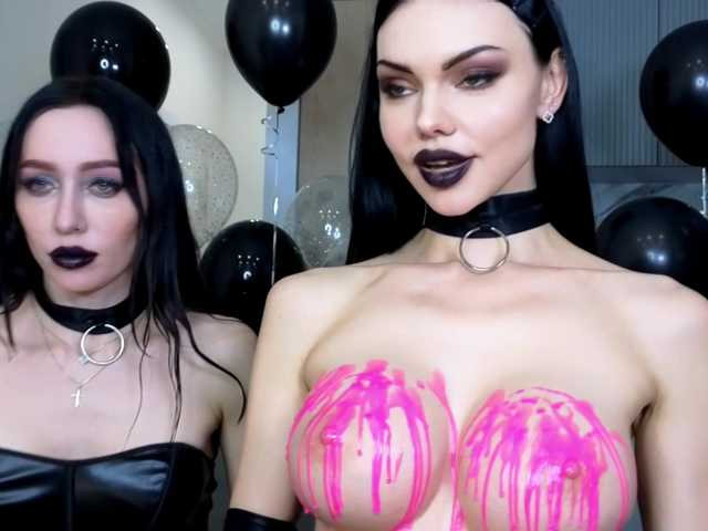 Entra en el chat con el modelo Amyleeplayss Amyleeplayss