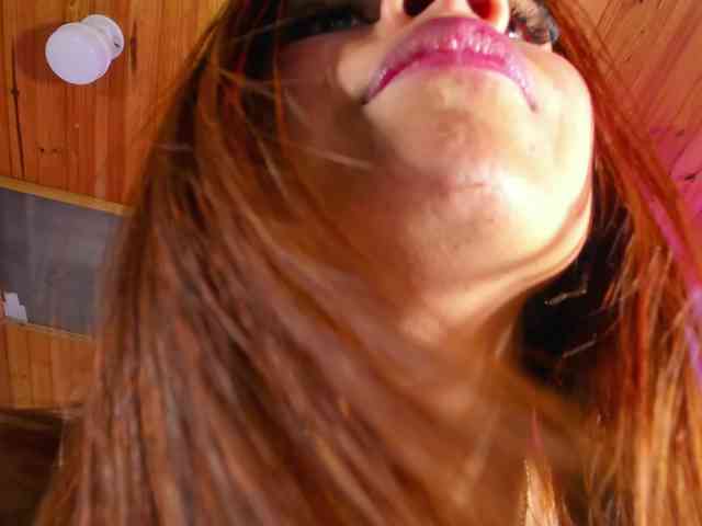 emiliclark webcam