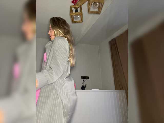 MistressX555