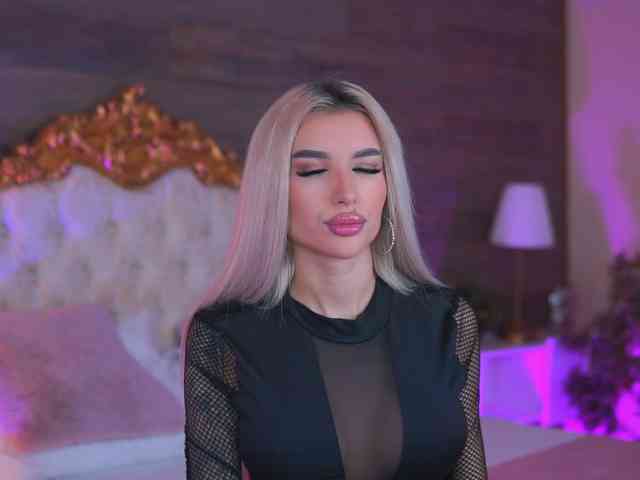 JuicyJessye webcam