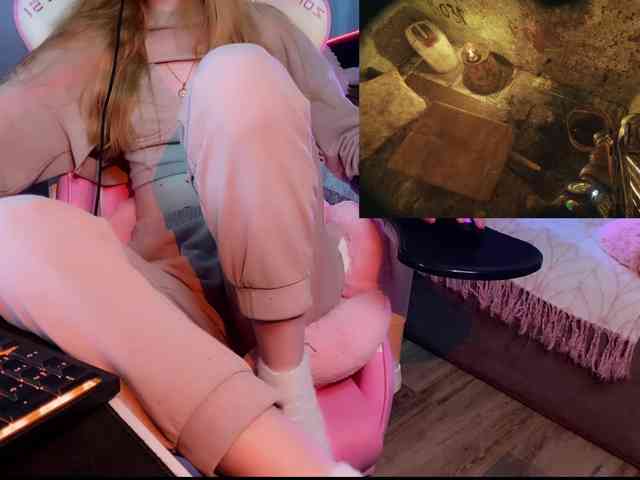 Alisa-Cheshirovna webcam