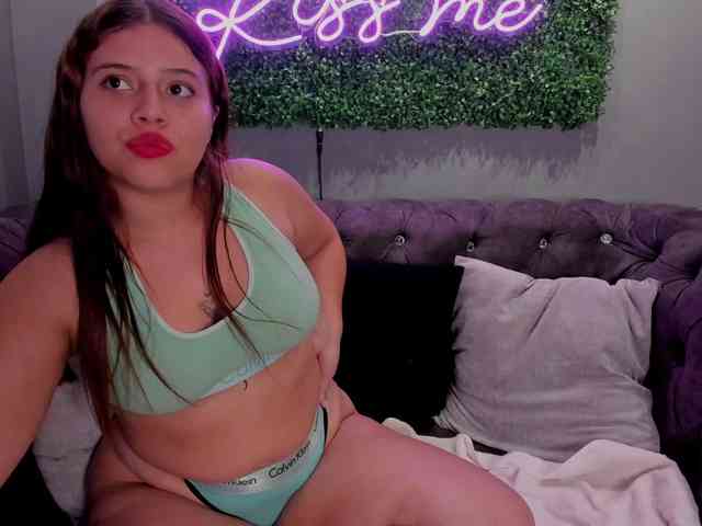 miacollins webcam