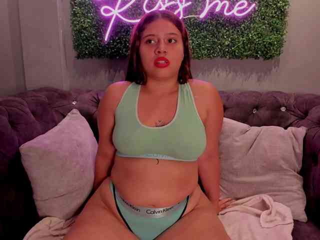 miacollins webcam