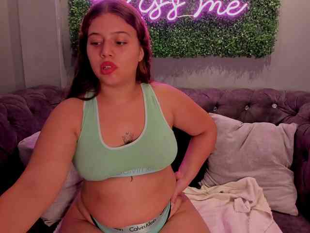 miacollins webcam