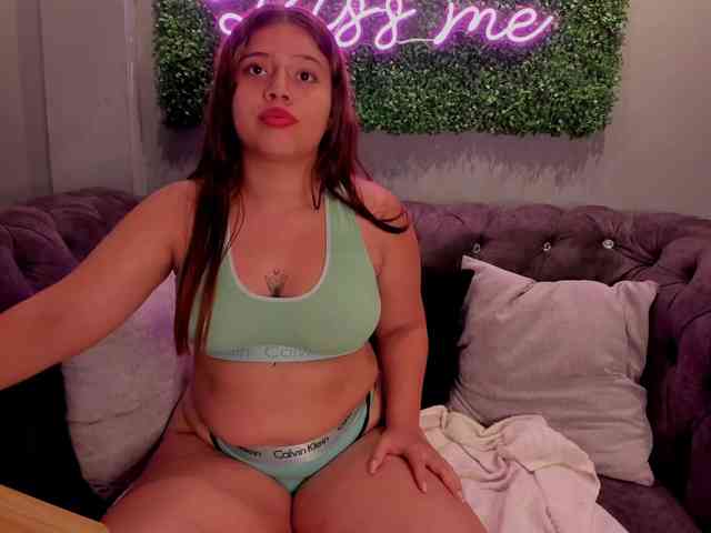 miacollins webcam