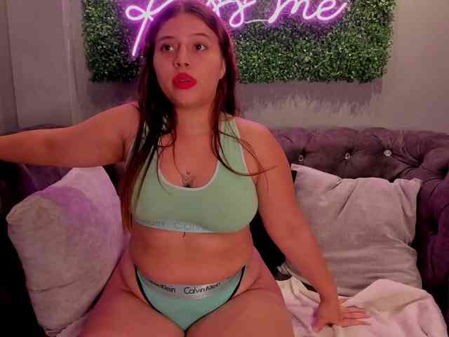 miacollins webcam