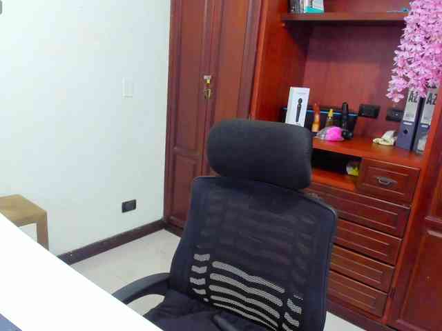 ValkiriaContee webcam