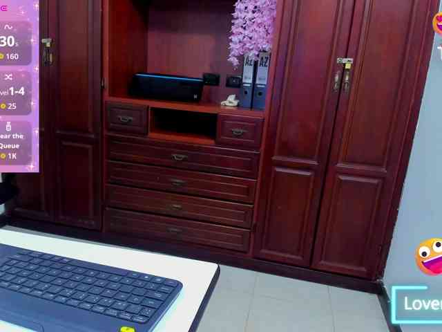 ValkiriaContee webcam