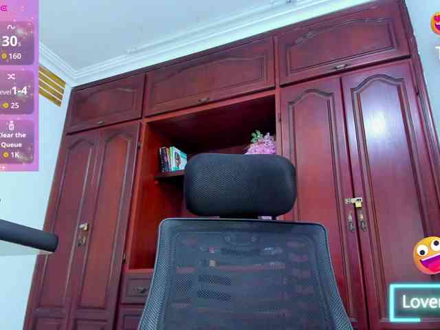 ValkiriaContee webcam