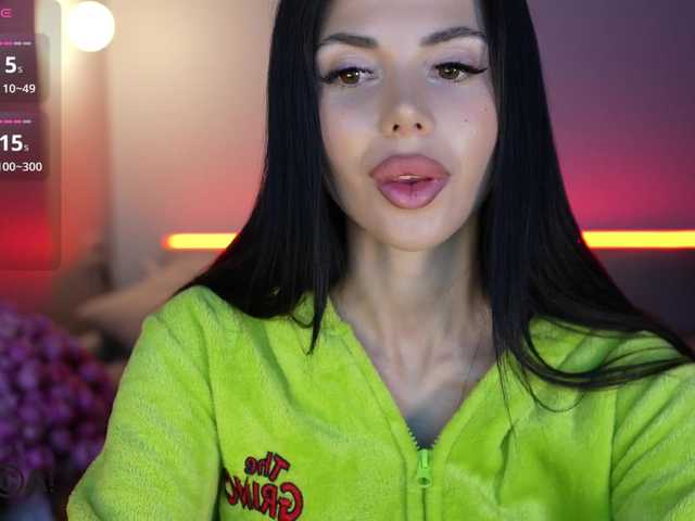 go to chat with KatrinaMoreno