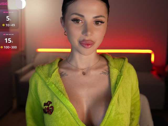 Accedi alla chat con il nickname KatrinaMoreno KatrinaMoreno