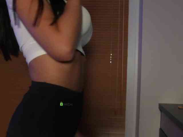 KatrinaMoreno webcam