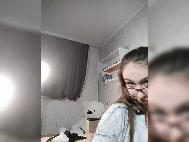 Vai a chattare su EvaAngel EvaAngel