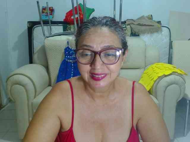 LorenaTits webcam