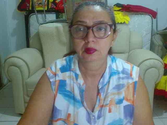 LorenaTits webcam