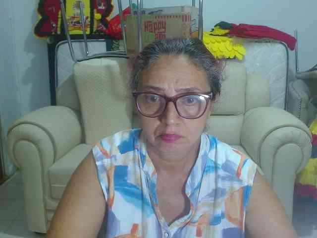 LorenaTits webcam