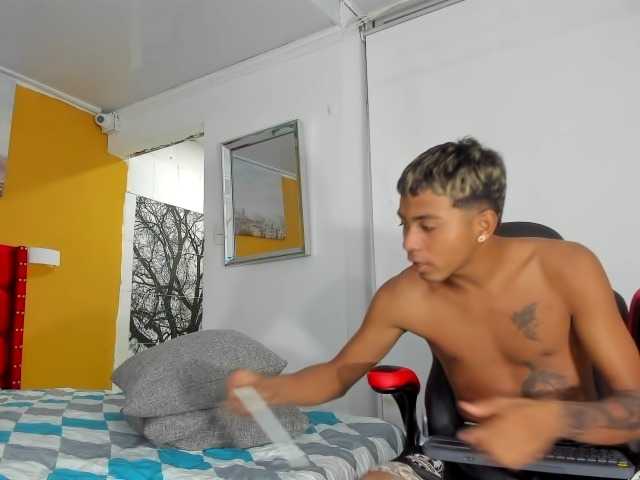 khloeandres webcam