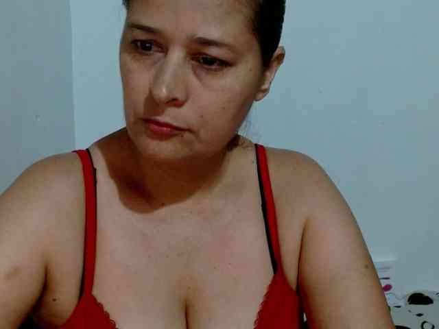 Adrianamilf webcam