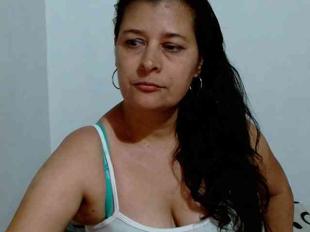 Adrianamilf webcam