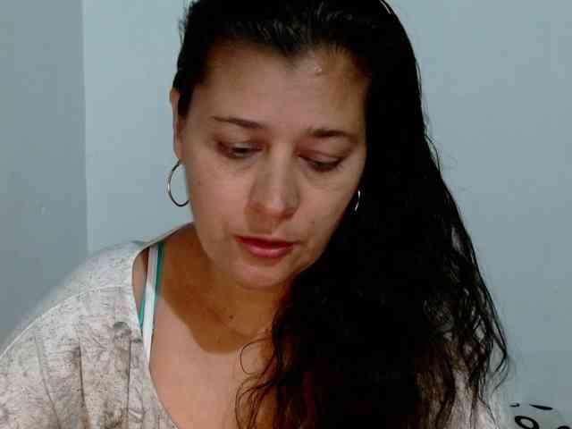 Adrianamilf webcam